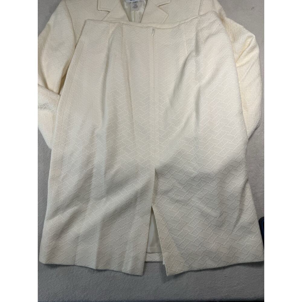 Pendleton Women’s Wool Blend Skirt Suit Ivory Jacket 6 Skirt 8 Made USA - Picture 10 of 16